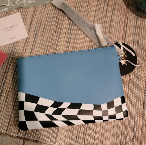 Kate Spade Disney X Alice wristlet - Picture 4 of 7